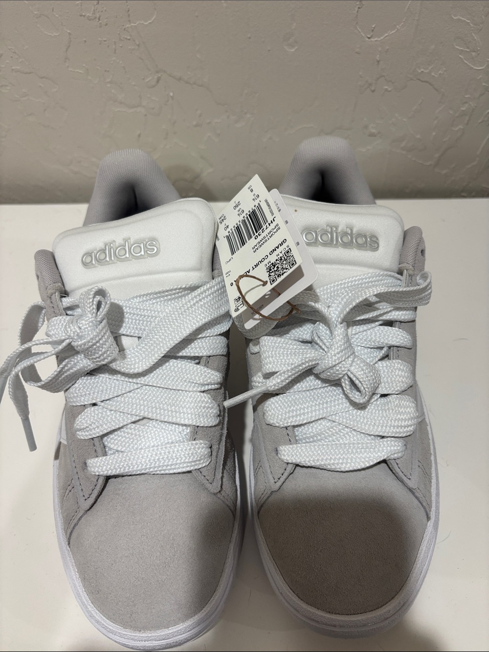 BRAND NEW with tags and box Adidas Light Gray & White Suede Low-Top Sneakers - Picture 5 of 6